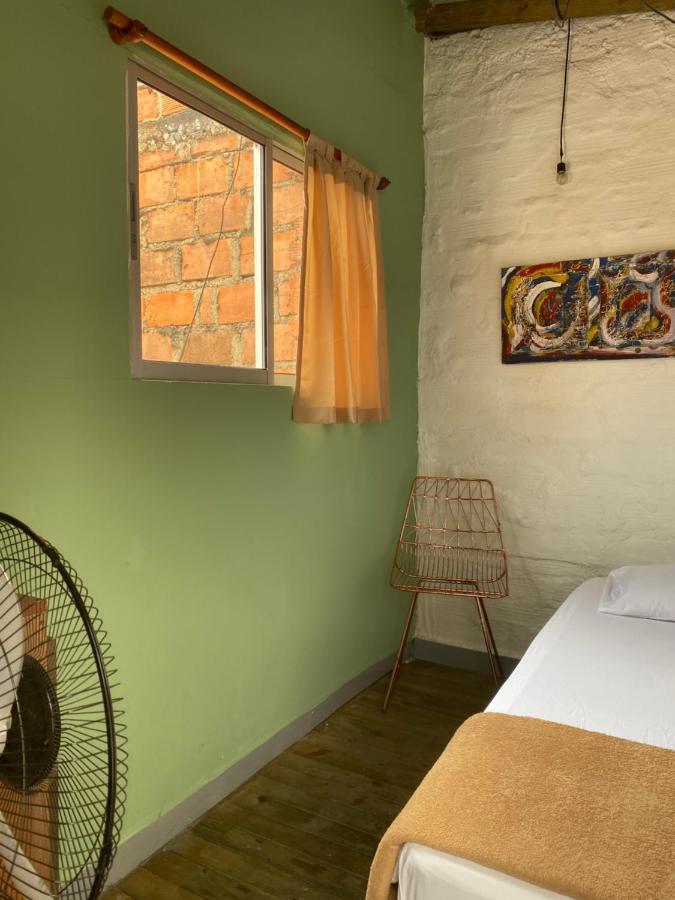 Auberge de jeunesse Hostal Casa Estacion *
