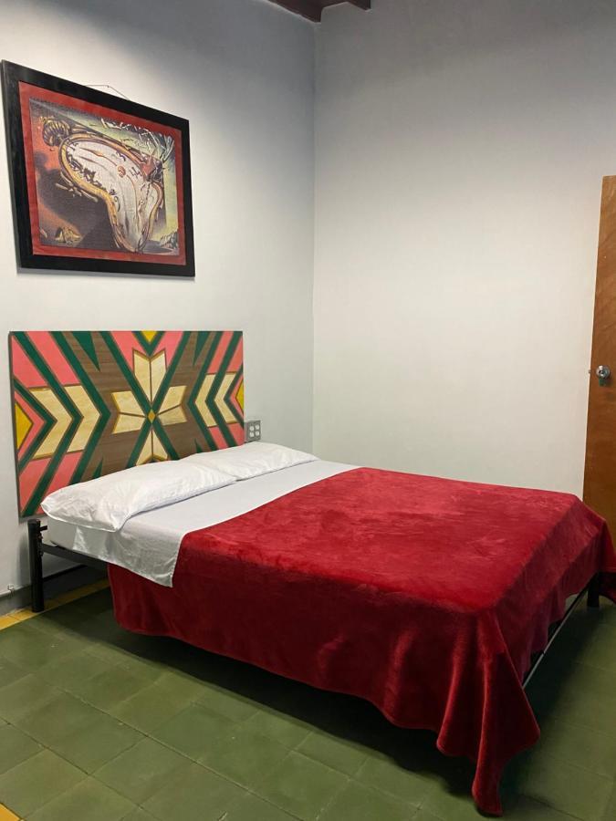 Hostal Casa Estacion